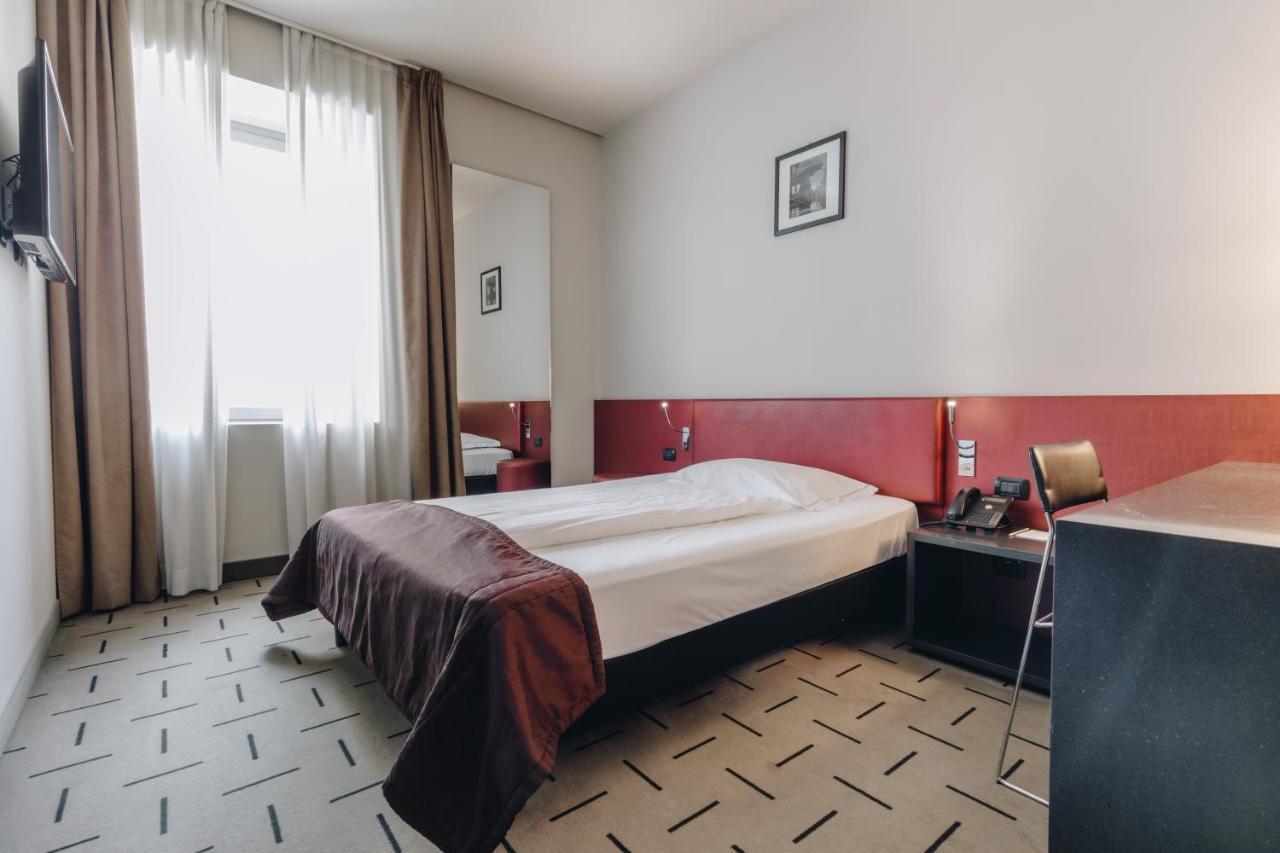 Hotel Continental Кремона Екстериор снимка
