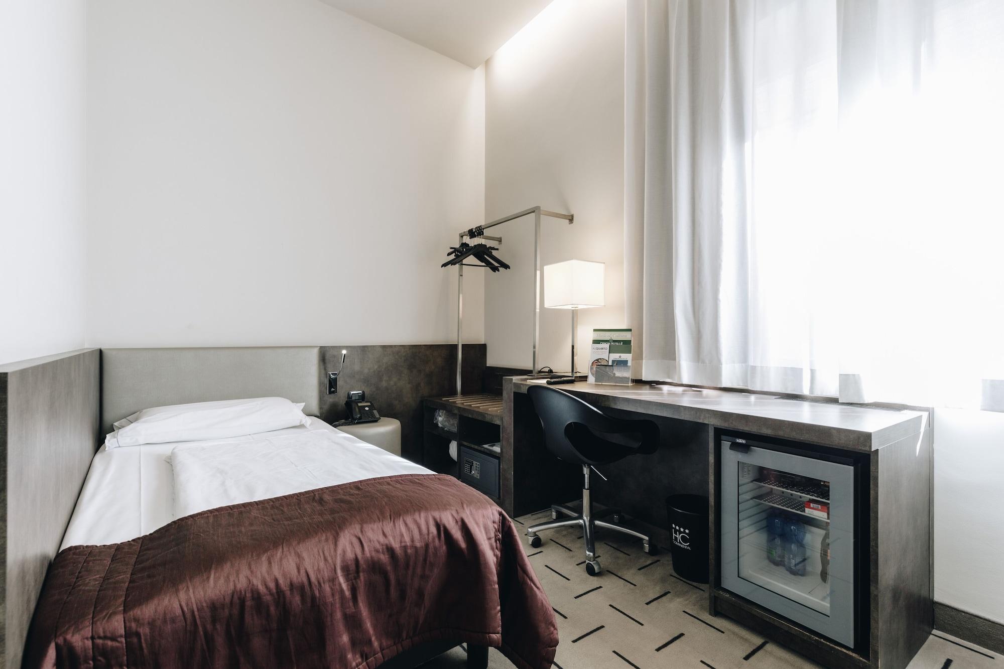 Hotel Continental Кремона Екстериор снимка