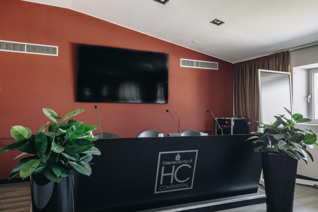 Hotel Continental Кремона Екстериор снимка