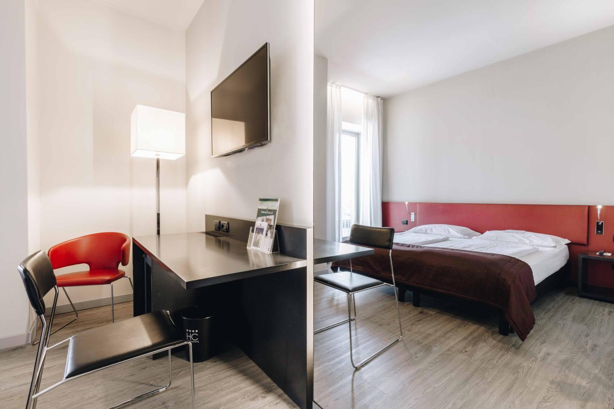 Hotel Continental Кремона Екстериор снимка